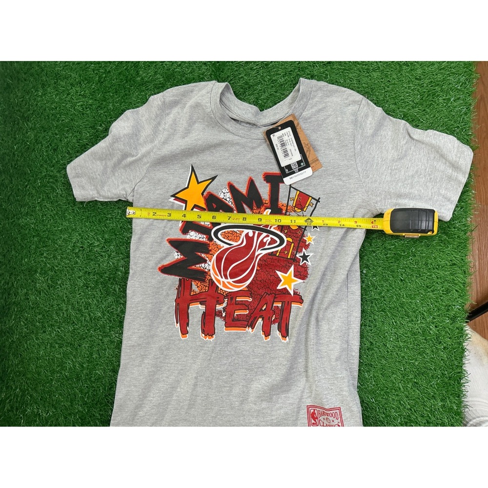 Mitchell & Ness Miami Heat Youth T-Shirt Gray NBA Hardwood Classics Size M 10-12